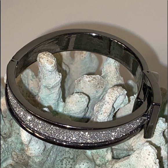 🔥3/$25🔥Bracelet Fashion Jewelry - Picture 8 of 9